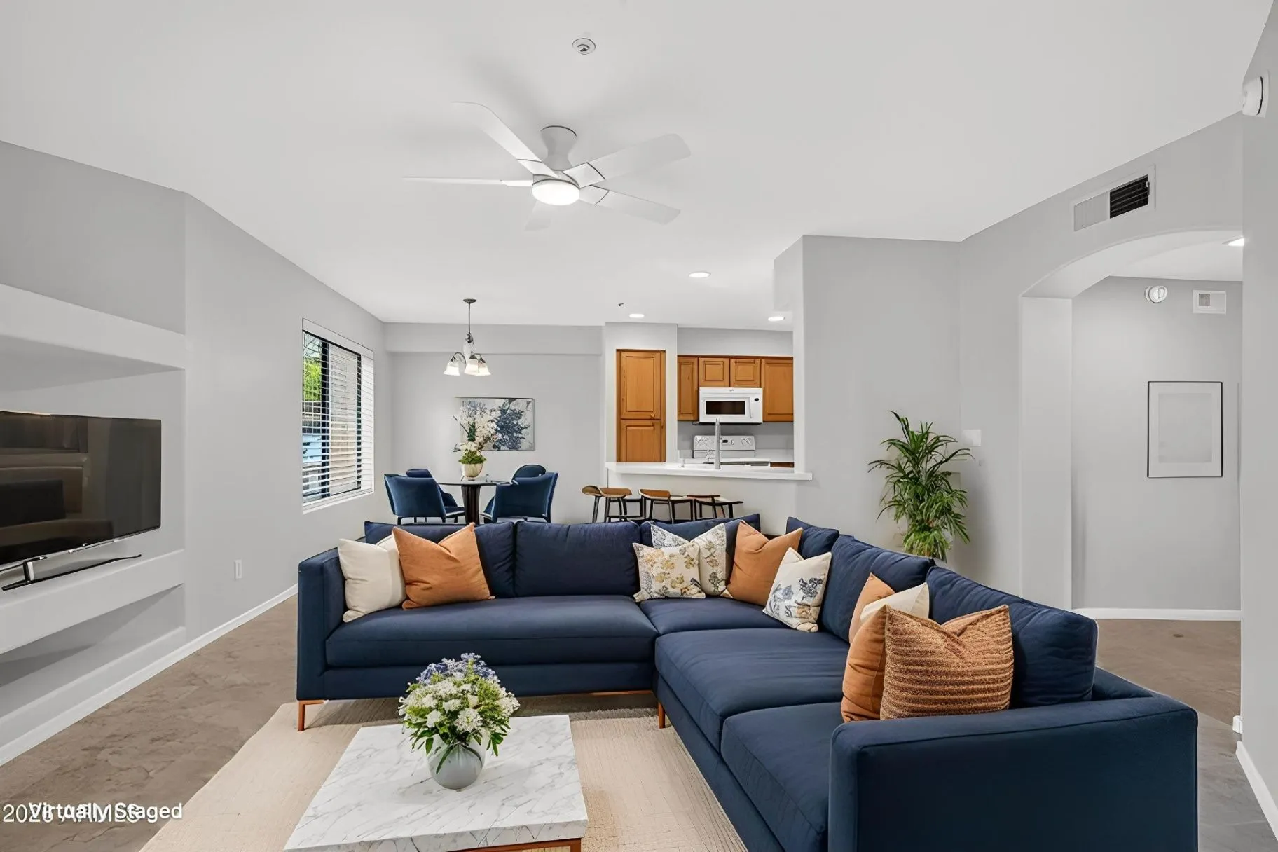 Interior living area of 16631 E El Lago Blvd #107, Fountain Hills, AZ 85268